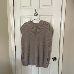 H&M Tan Crew Neck Sweater Oversized Fit